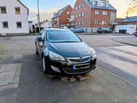 Gebraucht Opel Astra Edition 140 PS (102 kW) 2012 Schwarz Kombi
