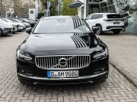 Gebraucht Volvo V90 Plus 197 PS (144 kW) 2024 Onyx black / metallic Kombi