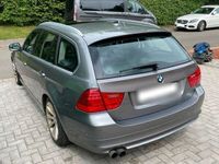 gebraucht BMW 330 d Touring - Automatik