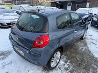 Gebraucht Renault Clio III Initiale 111 PS (81 kW) 2006 Grau Kleinwagen