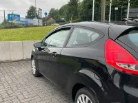 Gebraucht Ford Fiesta 81 PS (59 kW) 2010 Schwarz Limousine