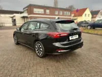Nowe Ford Focus Titanium 116 KM (85 kW) 2026 Czarny Sedan/Limuzyna