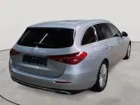 Gebraucht Mercedes C200 163 PS (119 kW) 2023 Hightechsilber metallic Kombi