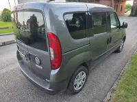Gebraucht Fiat Doblò 101 PS (74 kW) 2022 Colore esterno (grau (met)) Van / Kleinbus