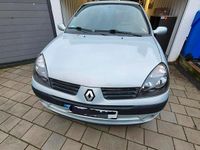 Gebraucht Renault Clio II 75 PS (55 kW) 2004 Silber Kleinwagen
