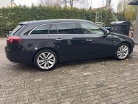 Gebraucht Opel Insignia 180 PS (132 kW) 2015 Schwarz Kombi