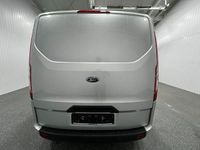 Gebraucht Ford 300 131 PS (96 kW) 2021 Silber Van