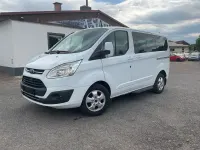 Gebraucht Ford Tourneo Titanium 131 PS (96 kW) 2017 Weiß Van / Kleinbus