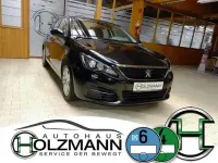 Gebraucht Peugeot 308 SW Active 131 PS (96 kW) 2019 Schwarz Kombi