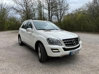 Gebraucht Mercedes ML300 204 PS (150 kW) 2011 Weiß SUV