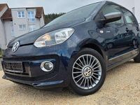 Second-hand VW up! 75 CP (55 kW) 2015 Albastru Hatchback