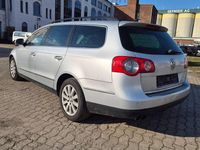 Gebraucht VW Passat Comfortline 140 PS (102 kW) 2009 Reflex silver metallic Kombi