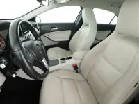 Gebraucht Mercedes A180 122 PS (89 kW) 2014 Grau Kleinwagen