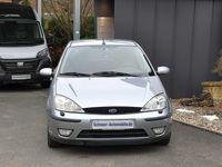 Gebraucht Ford Focus Ghia 130 PS (95 kW) 2004 Grau Limousine