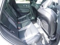 Gebraucht Volvo XC60 R-Design 390 PS (286 kW) 2019 Weiss / polarweiß SUV