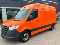 Gebraucht Mercedes Sprinter 143 PS (105 kW) 2019 Orange Van