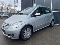 Gebraucht Mercedes A160 95 PS (69 kW) 2012 Silber Limousine