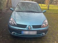 Gebraucht Renault Clio II 75 PS (55 kW) 2002 Blau Kleinwagen