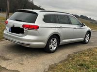 Gebraucht VW Passat 150 PS (110 kW) 2017 Silber Kombi