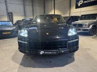 Gebraucht Porsche Cayenne Turbo 549 PS (403 kW) 2018 Schwarz SUV