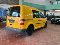 Używany VW Caddy 69 KM (50 kW) 2010 Żółty Minivan