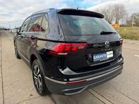 Gebraucht VW Tiguan Active 150 PS (110 kW) 2022 Schwarz SUV