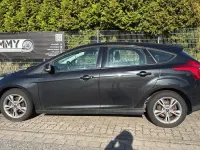 Begagnad Ford Focus 101 HK (74 kW) 2014 Svart Sedan