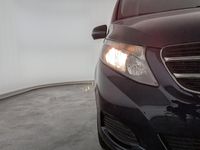 Gebraucht Mercedes V220 163 PS (119 kW) 2019 Cavansitblau Van / Kleinbus