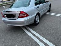 Gebraucht Mercedes C180 143 PS (105 kW) 2002 Silber Limousine