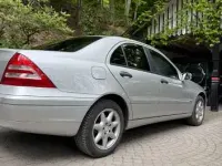 Gebraucht Mercedes C240 Elegance 170 PS (125 kW) 2003 Silber Limousine