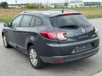 Gebraucht Renault Mégane LIMITED 116 PS (85 kW) 2015 Grau Limousine