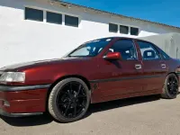 Gebraucht Opel Vectra 160 PS (117 kW) 1990 Rot Kleinwagen