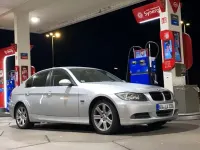 Gebraucht BMW 318 129 PS (94 kW) 2005 Grau Limousine
