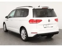 Gebraucht VW Touran Highline 150 PS (110 kW) 2022 Weiss Van / Kleinbus
