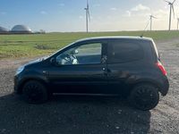 Second-hand Renault Twingo 75 CP (55 kW) 2009 Negru Hatchback