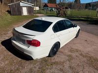 Gebraucht BMW 320 M Sport 184 PS (135 kW) 2011 Weiß Limousine