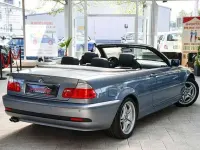 Gebraucht BMW 325 192 PS (141 kW) 2006 Blau Cabrio