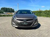 Gebraucht Hyundai i30 Classic 99 PS (72 kW) 2014 Braun Limousine