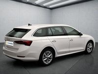 Gebraucht Skoda Octavia 116 PS (85 kW) 2023 Weiß Kombi