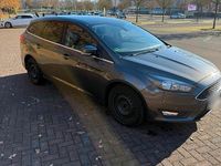 Usata Ford Focus 100 CV (73 kW) 2018 Grigio Station wagon