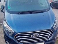 Gebraucht Ford Tourneo Titanium 131 PS (96 kW) 2019 Blau Van / Kleinbus