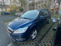Gebraucht Ford Focus 130 PS (95 kW) 2011 Blau Limousine
