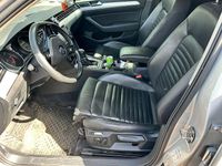 Gebraucht VW Passat Highline 150 PS (110 kW) 2015 Silber Limousine