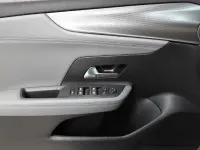 Usata Opel Mokka-e Elegance 100 kW (136 CV) 2023 Verde SUV