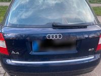 Gebraucht Audi A4 130 PS (95 kW) 2004 Blau Kombi