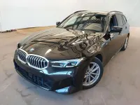 Gebraucht BMW 320 M Sport 190 PS (139 kW) 2024 Black sapphire metallic Kombi