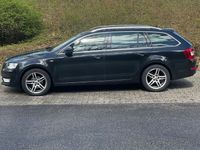 gebraucht Skoda Octavia 1.6 TDI DSG Ambition Combi Ambition