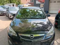 Gebraucht Opel Astra Edition 120 PS (88 kW) 2011 Schwarz Kombi