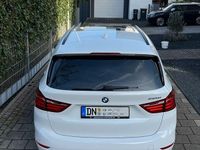 Gebraucht BMW 220 178 PS (130 kW) 2022 Weiß Kombi