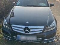 Gebraucht Mercedes C180 156 PS (114 kW) 2013 Schwarz Kombi